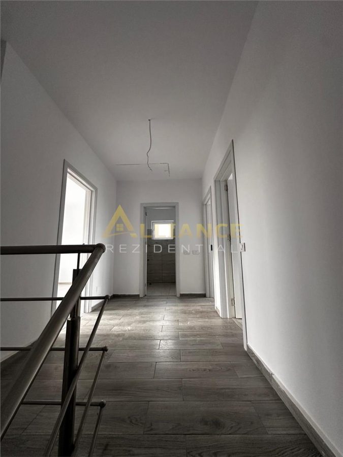 Vila tip Duplex la un pret foarte bun - foto 7