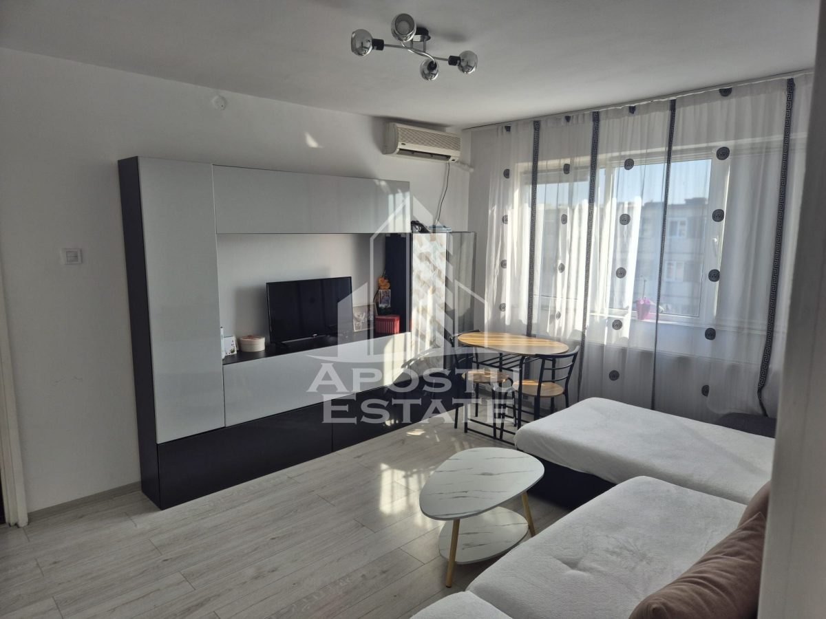 Apartament cu 3 camere,mobilat si utilat cu boxa,Bulevardul Cetatii - foto 2