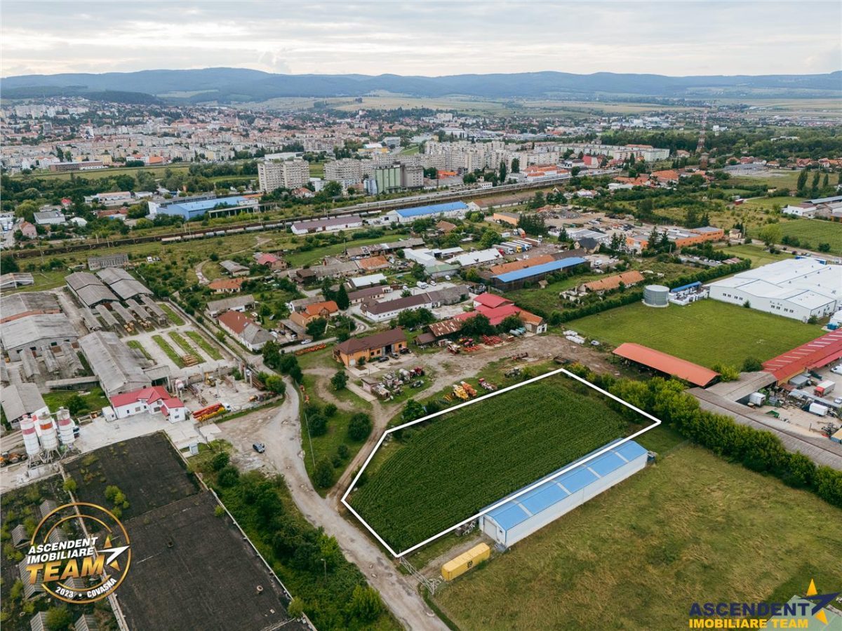 FILM! 4.600mp,aria industriala,utilitati aproape:hala,depozit,service auto - foto 4