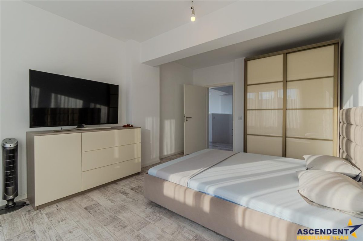 FILM&3D! Penthouse spatios,luminos,terasa generoasa,Maurer,Tractorul,Brasov. - foto 24