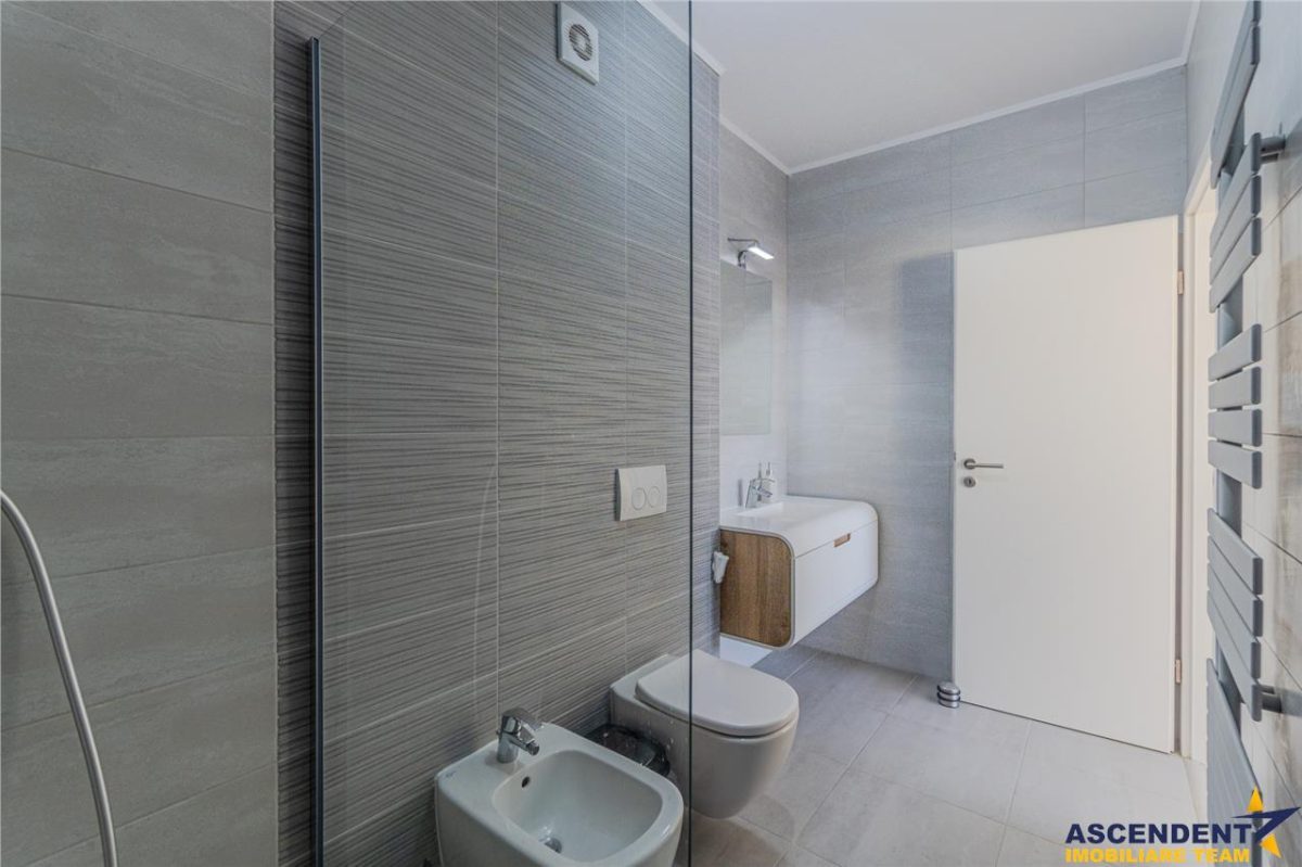 FILM&3D! Penthouse spatios,luminos,terasa generoasa,Maurer,Tractorul,Brasov. - foto 25