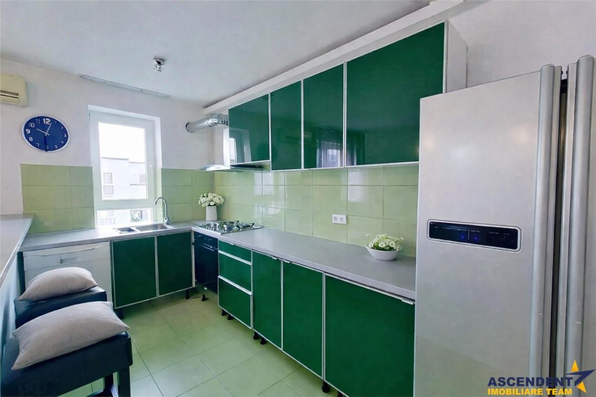 Rezidenta tip penthouse,doua nivele, terase,panouri solare,Avantgarden, Bartolomeu,Brasov - foto 2