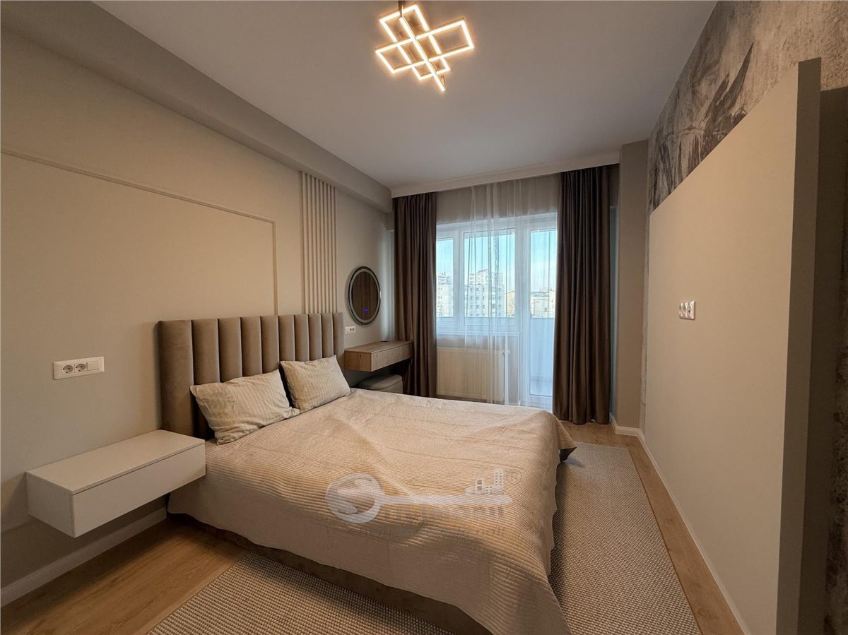 2 CAM , CENTRU PODU ROS PALAS, PARCARE , LUX - foto 2