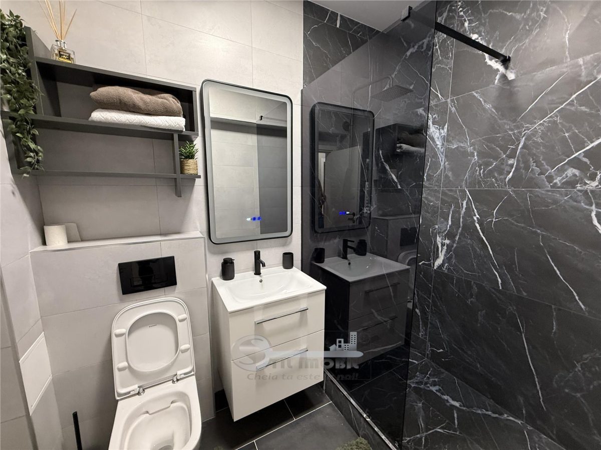 2 CAM , CENTRU PODU ROS PALAS, PARCARE , LUX - foto 24