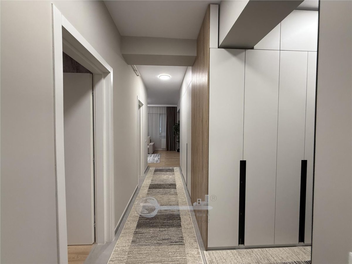 2 CAM , CENTRU PODU ROS PALAS, PARCARE , LUX - foto 4