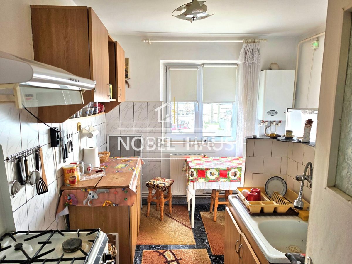 Apartament 3 camere, decomandat, etajul 2, cartier Gara - foto 4