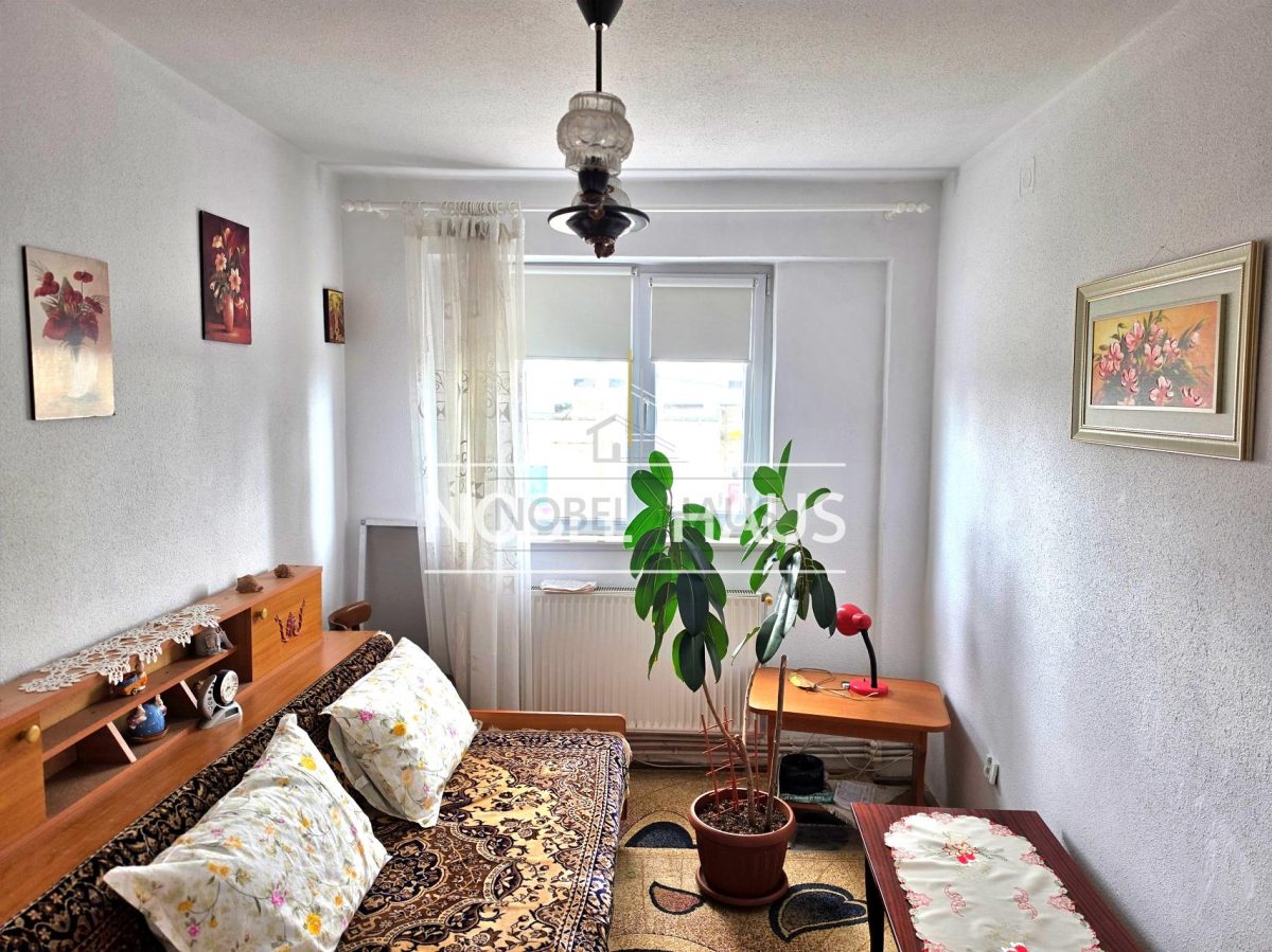 Apartament 3 camere, decomandat, etajul 2, cartier Gara - foto 8