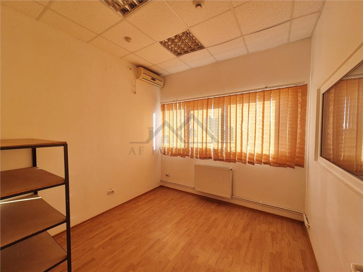 Spatiu comercial 200 mp - foto 6