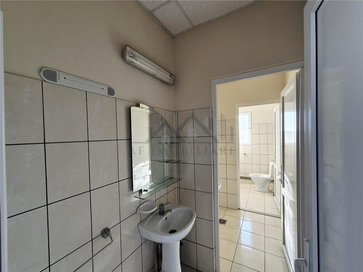 Spatiu comercial 200 mp - foto 8