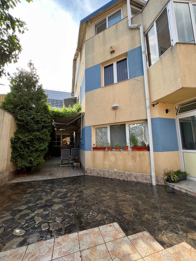 Imobil doua corpuri P+2+pod si P+1 | zona Splaiul Unirii | - 