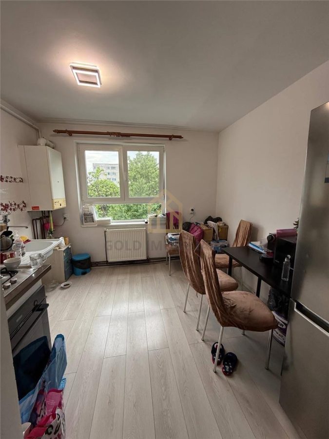 Apartament 2 camere de vânzare  strada George Coșbuc - 