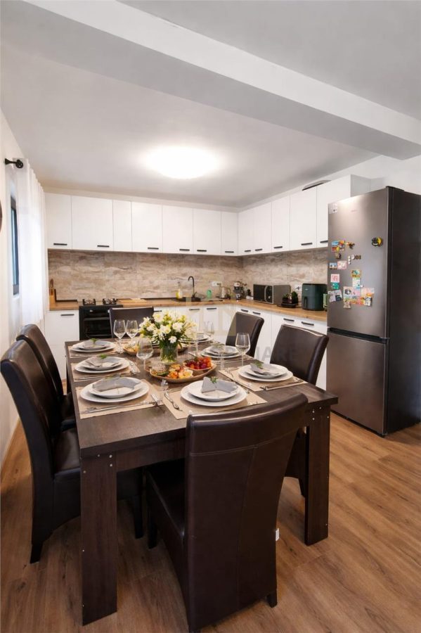 Casă 4 camere de vânzare â€“ Cătălina - foto 2