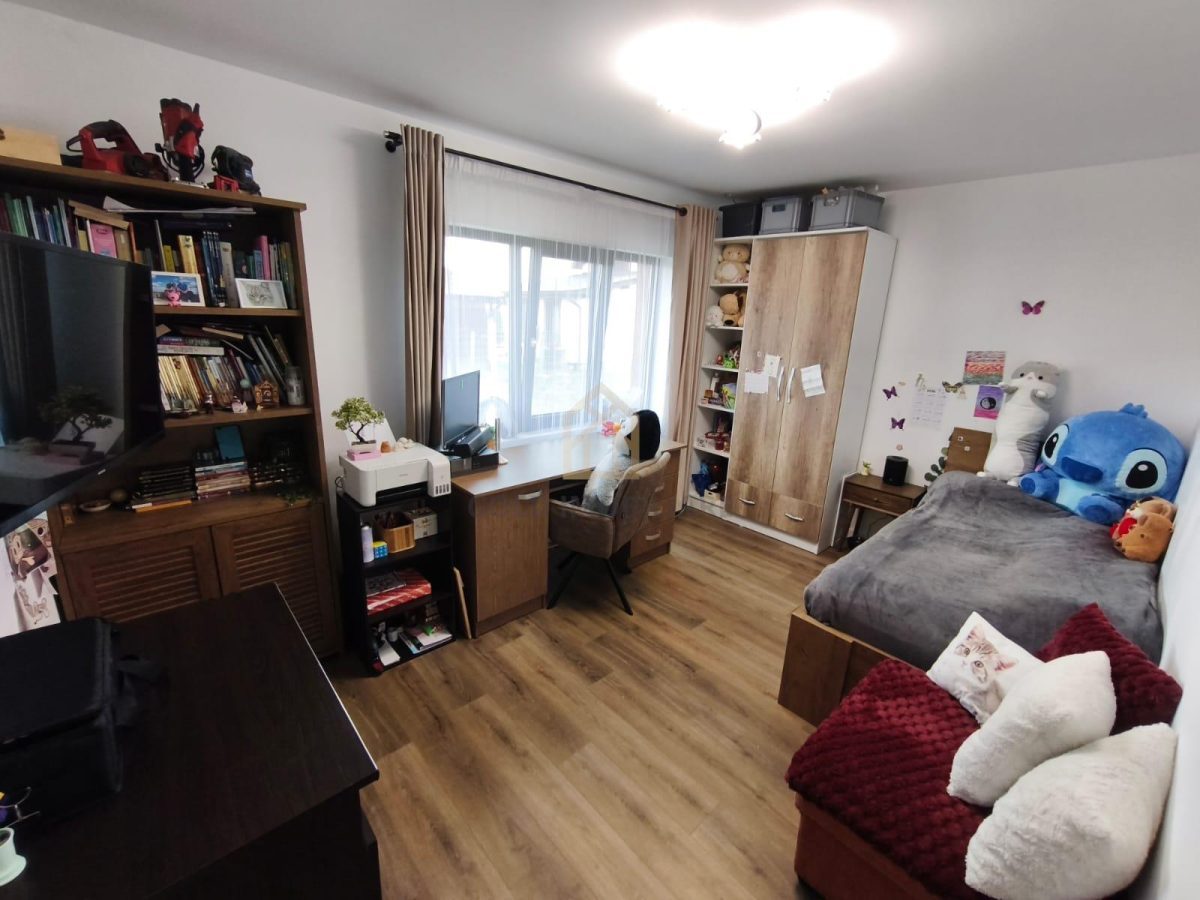 Casă 4 camere de vânzare â€“ Cătălina - foto 6