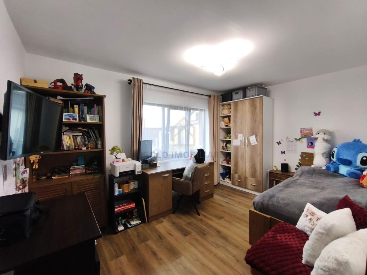 Casă 4 camere de vânzare â€“ Cătălina - foto 7