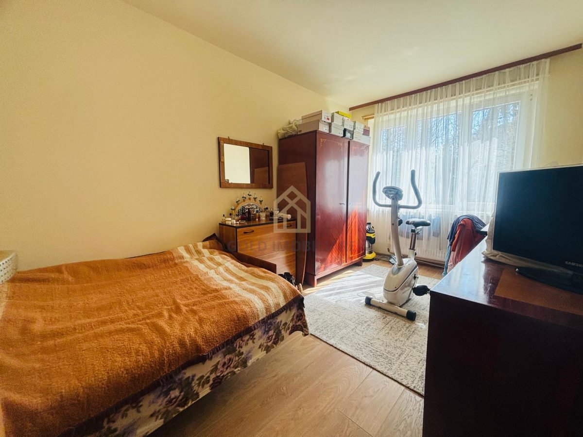 Apartament 3 camere Cartier Săsar - foto 7
