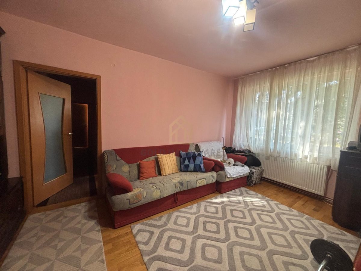Apartament 3 camere Cartier Săsar - foto 9