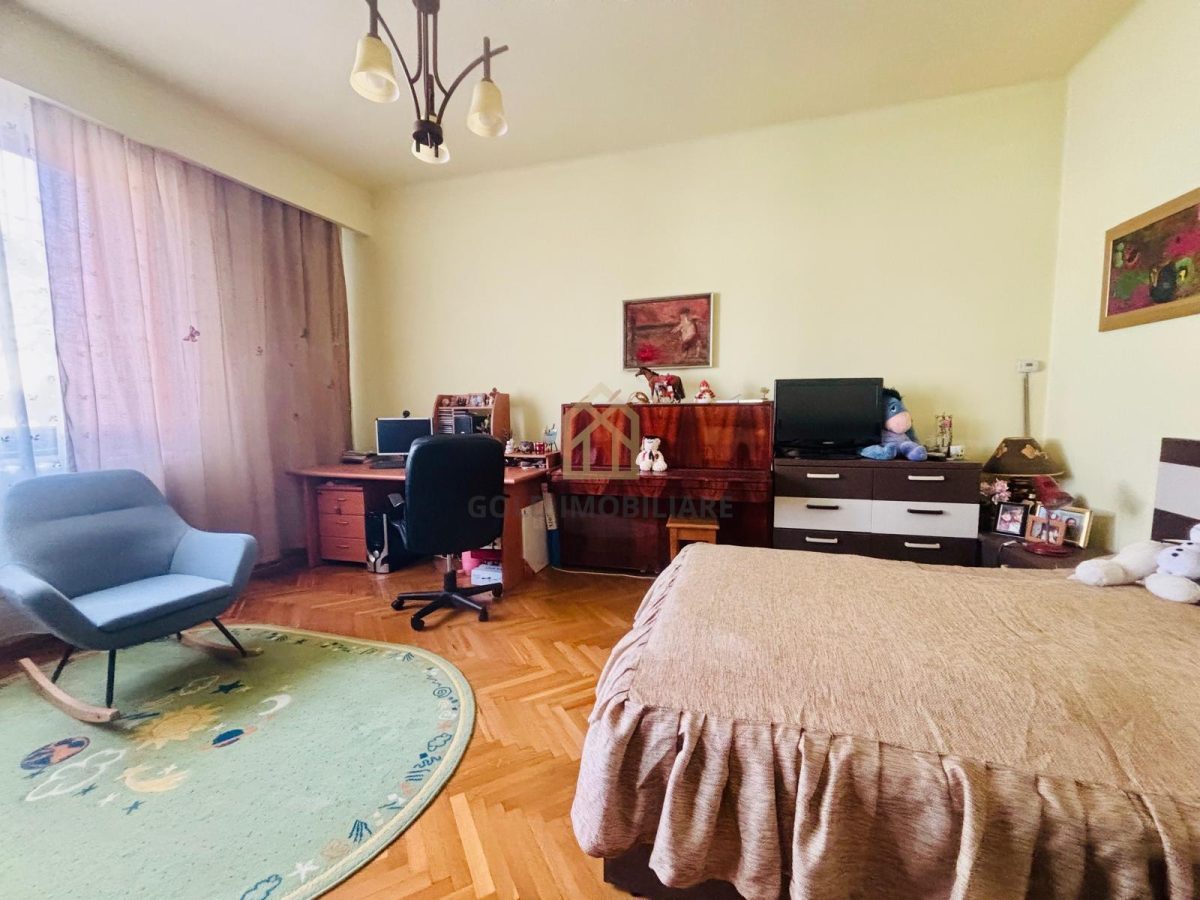 Casă de vânzare â€“ 3 camere, zonă excelentă, lângă Parcul Mare, Baia Mare - foto 9