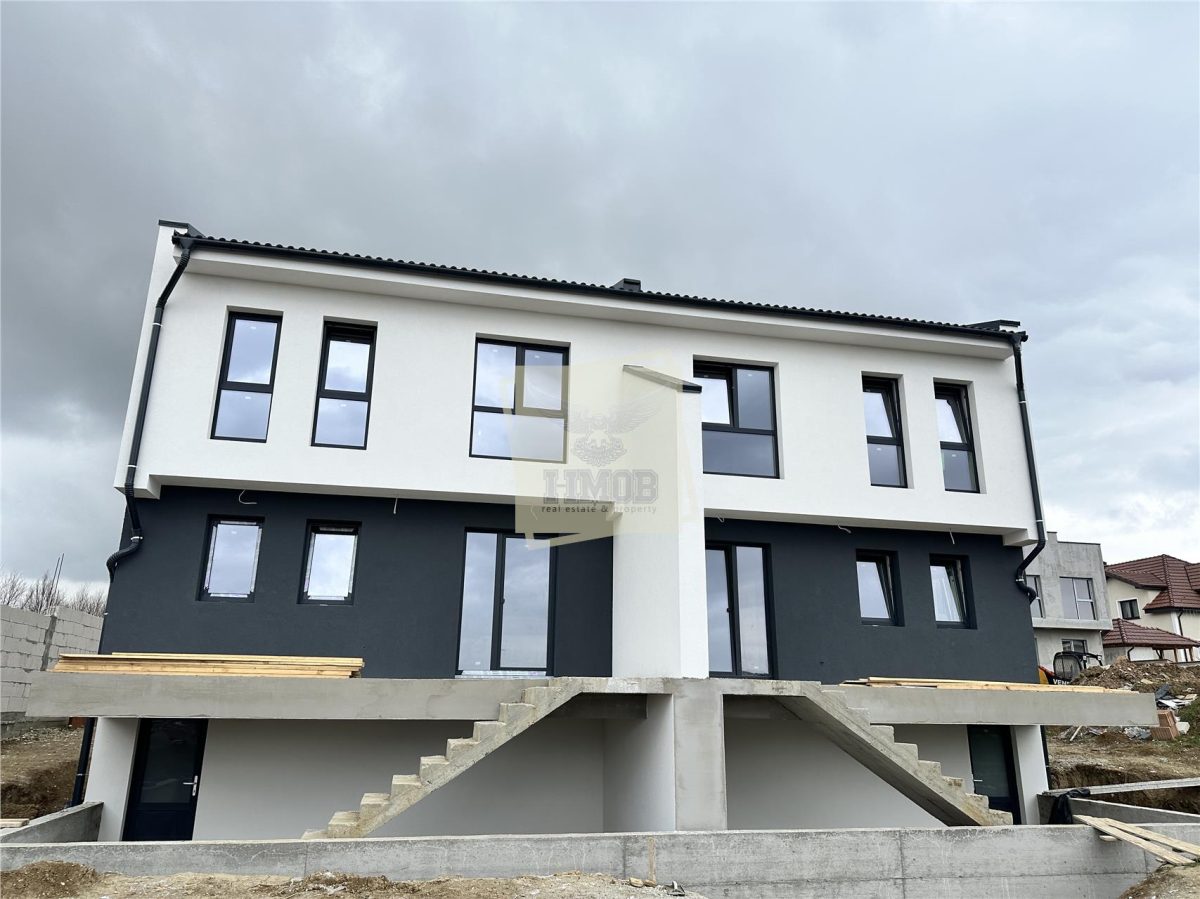 Casa tip duplex cu 4 camere 2 bai si 300 mp teren in zona Calea Cisnadiei - foto 17