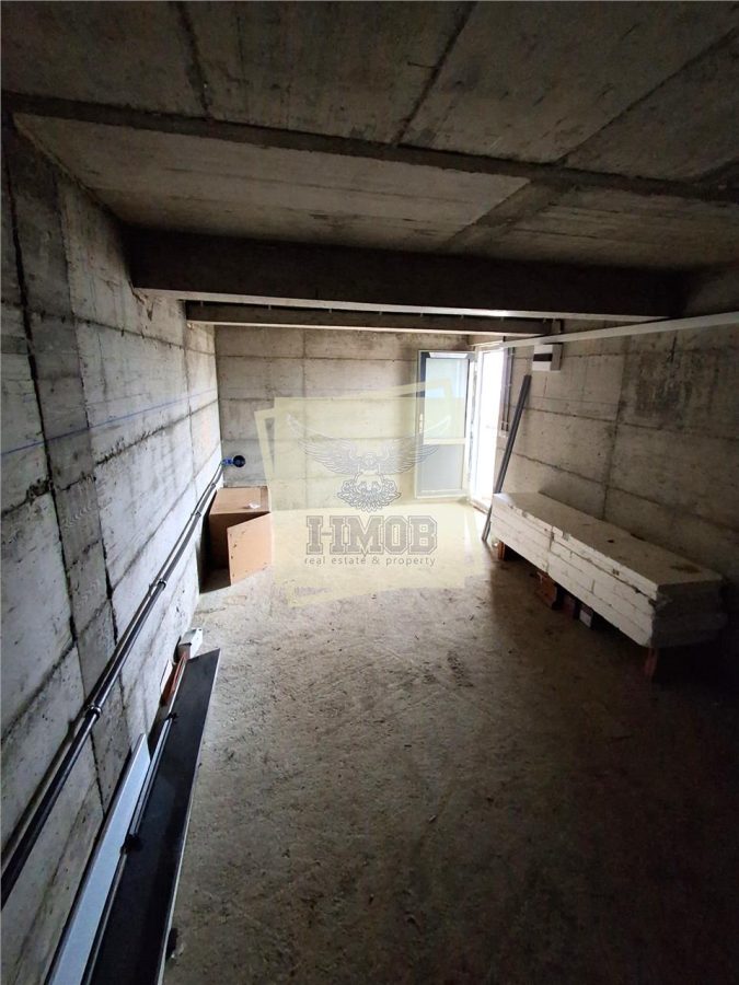 Casa tip duplex cu 4 camere 2 bai si 300 mp teren in zona Calea Cisnadiei - foto 9