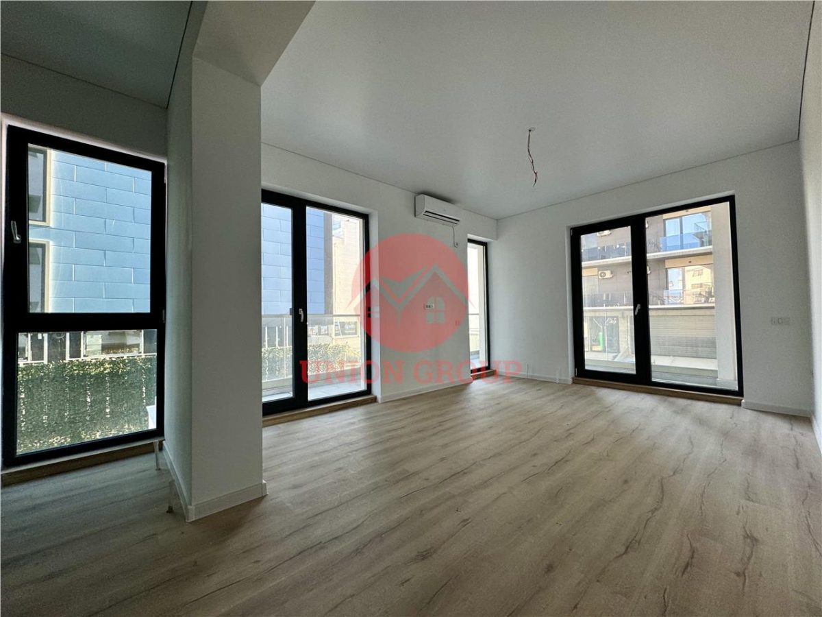 Descoperiti Bijuteria Ascunsa a Marii Negre: Apartament de Lux în Mamaia Nord - 