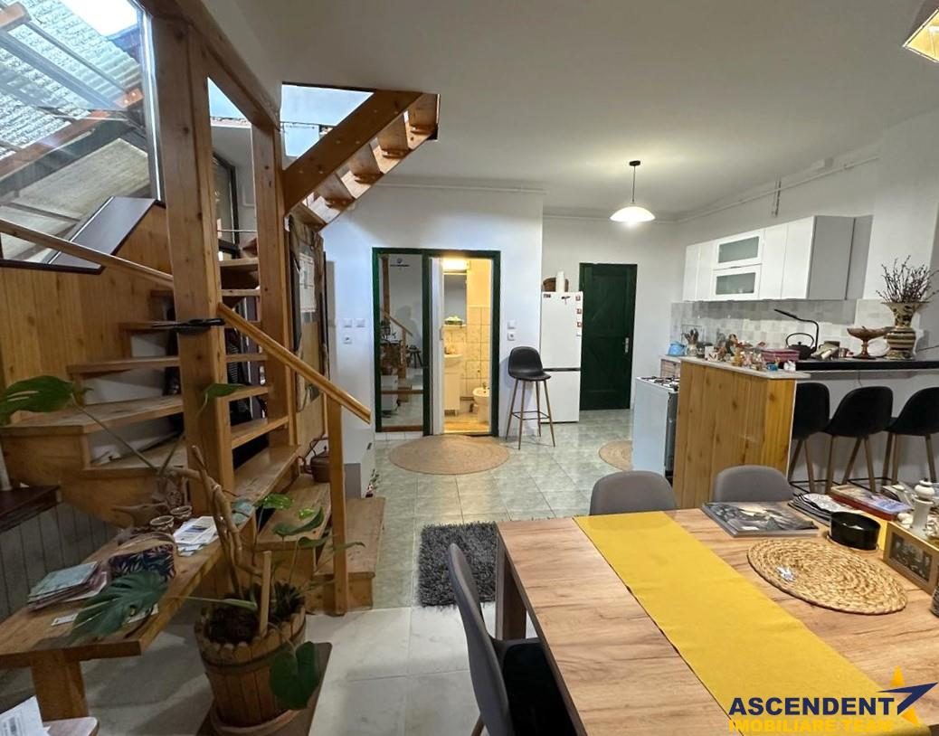 Film& 3D!Coltul tau rustic la casa,Central, Targu Mures.. - foto 10