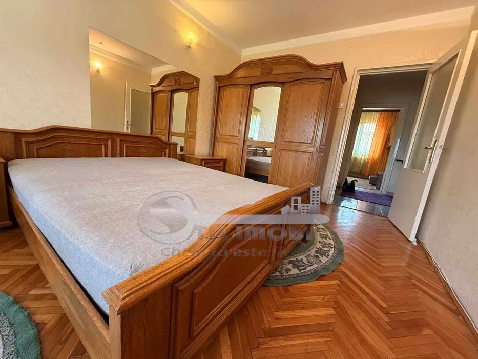 Apartament 2 Camere Decomandat â€“ Ultracentral, Zona Piața Unirii / UMF, Iași - 