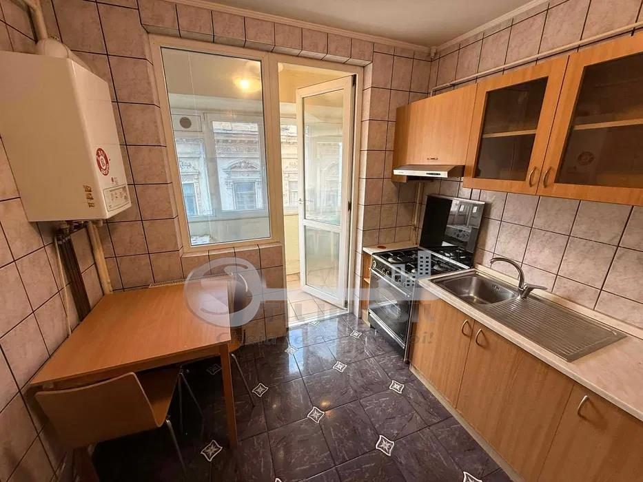 Apartament 2 Camere Decomandat â€“ Ultracentral, Zona Piața Unirii / UMF, Iași - foto 6