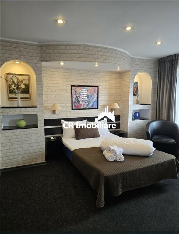 Garsoniera Corneliu Coposu/ Unirii Metrou/ Bloc Mixt - 