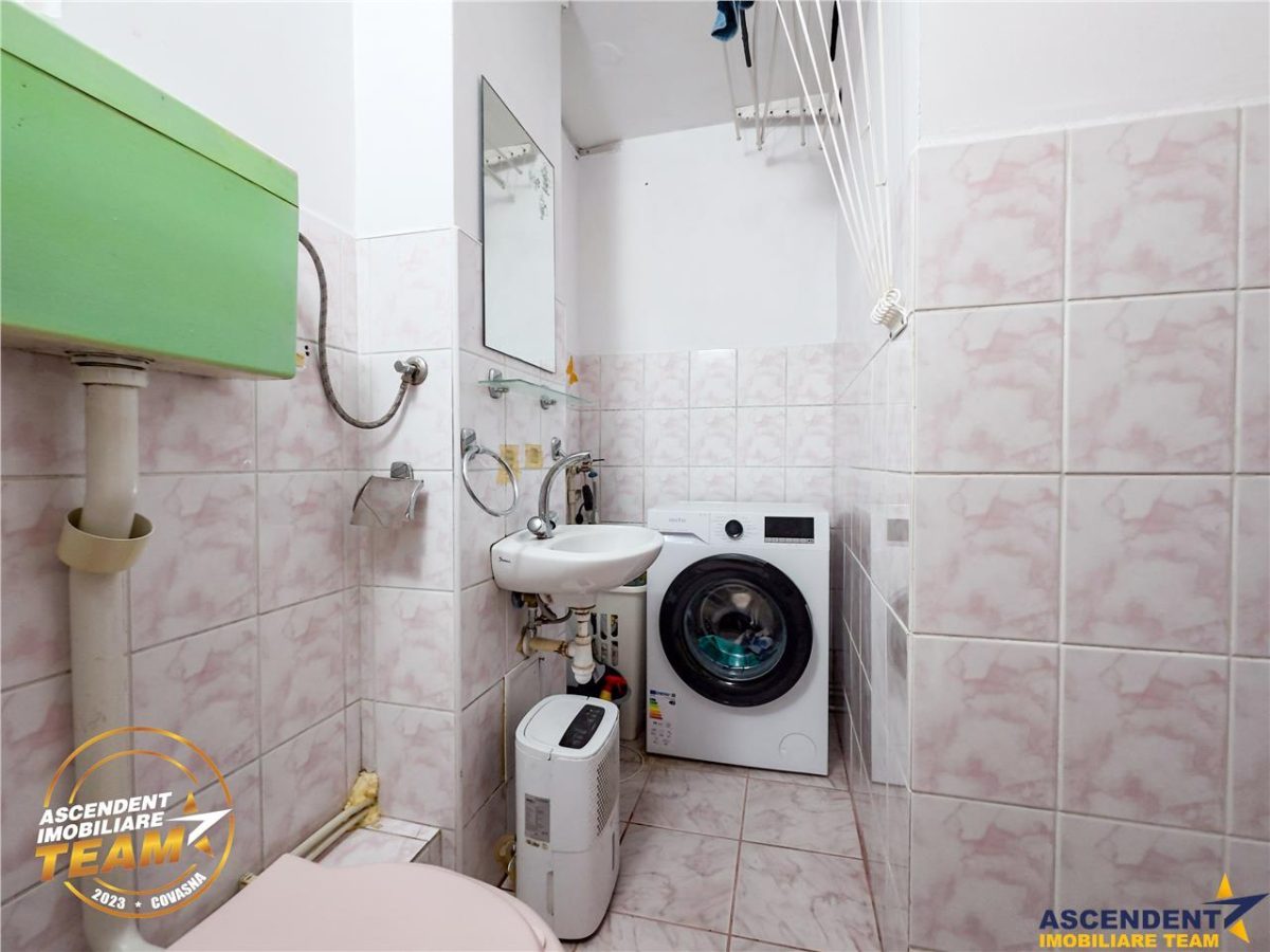 FILM& 3D!Apartament decomandat,3 camere,rezidential/servicii,Central,Sfantu Gheorghe. - foto 19