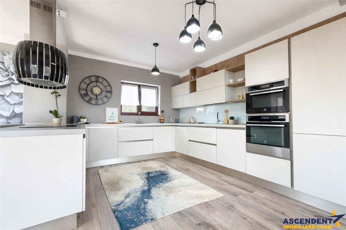 FILM& 3D! Resedinta de exceptie:eleganta spatiu,confort,Evergreen,Sfantu Gheorghe - foto 2