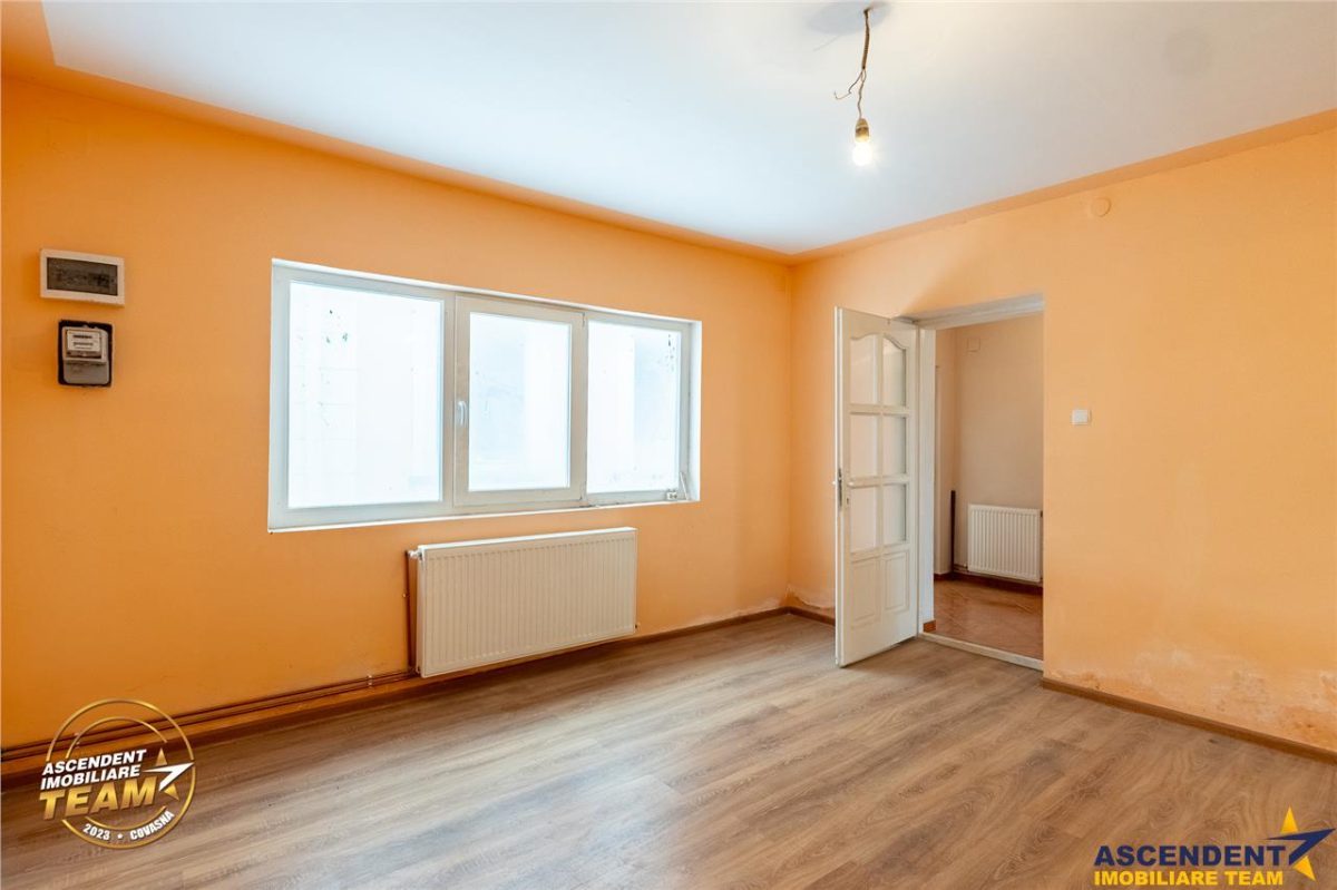 Accesibilitate si farmecul unei case cu garaj, locatie de referinta, Central, Targu Secuiesc - foto 11