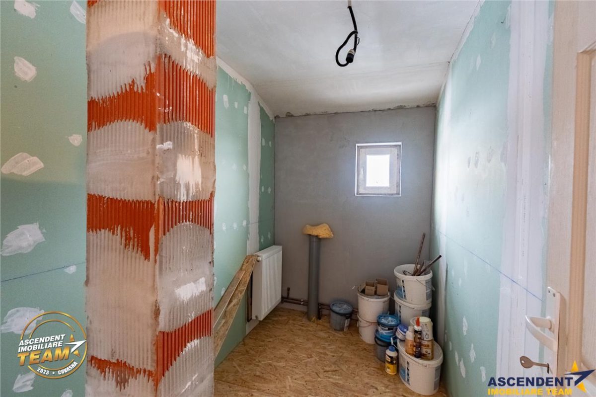 Accesibilitate si farmecul unei case cu garaj, locatie de referinta, Central, Targu Secuiesc - foto 22