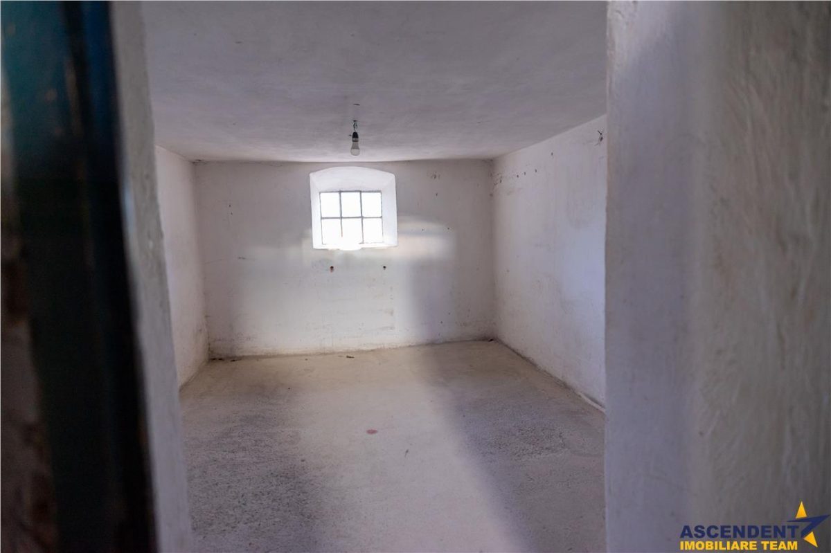 FILM! Rezidential/ comercial/ productie, Central, Targu-Secuiesc - foto 7