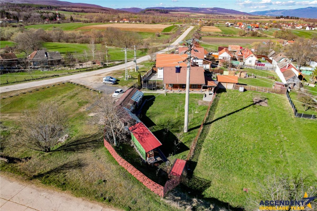 Film& Tur 3D! Refugiu idilic la Arcus: confort modern imbratisat de natura - foto 13