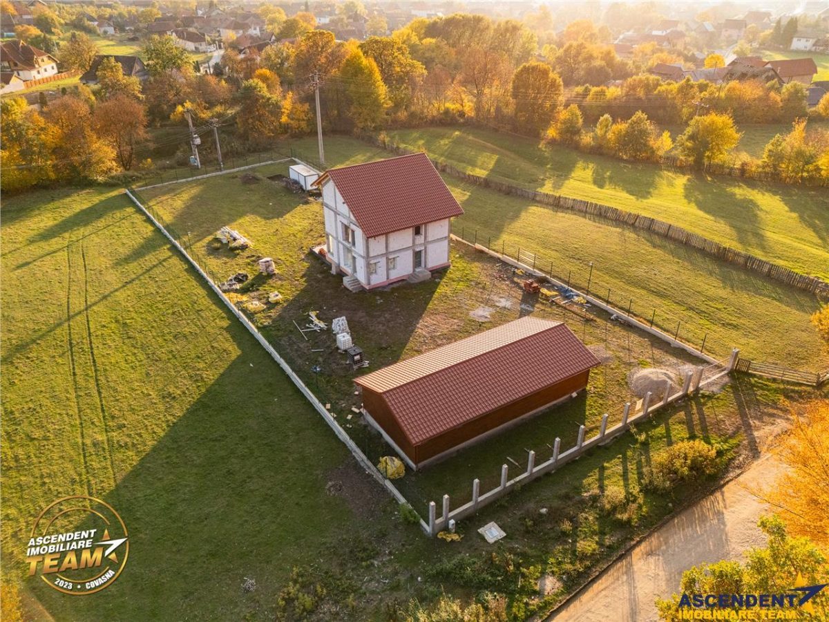 FILM! Vila intr-un peisaj mirific, cu 2.900mp teren, Covasna - foto 12