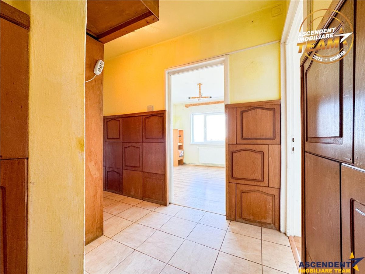 Film! Apartament cu 3 camere, decomandat, Ciucului, Sfantu Gheorghe - foto 4