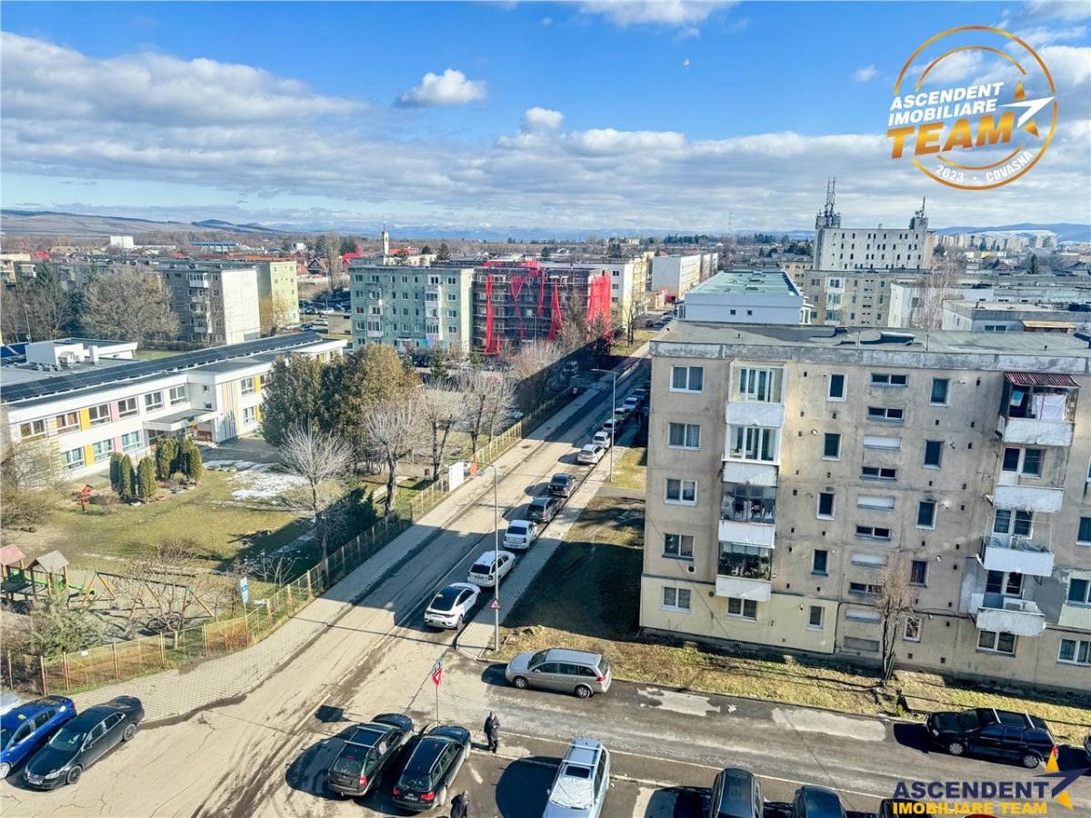 Film! Apartament cu 3 camere, decomandat, Ciucului, Sfantu Gheorghe - foto 5