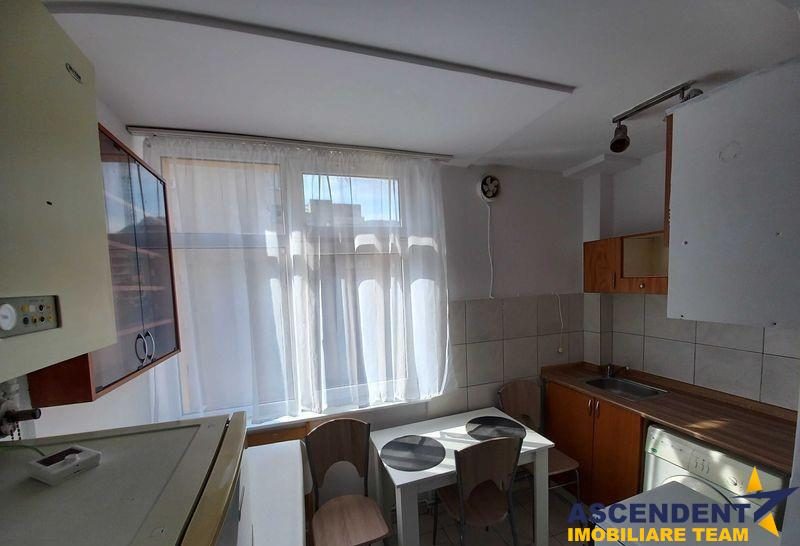Garsoniera renovata, Astra, Brasov - foto 2