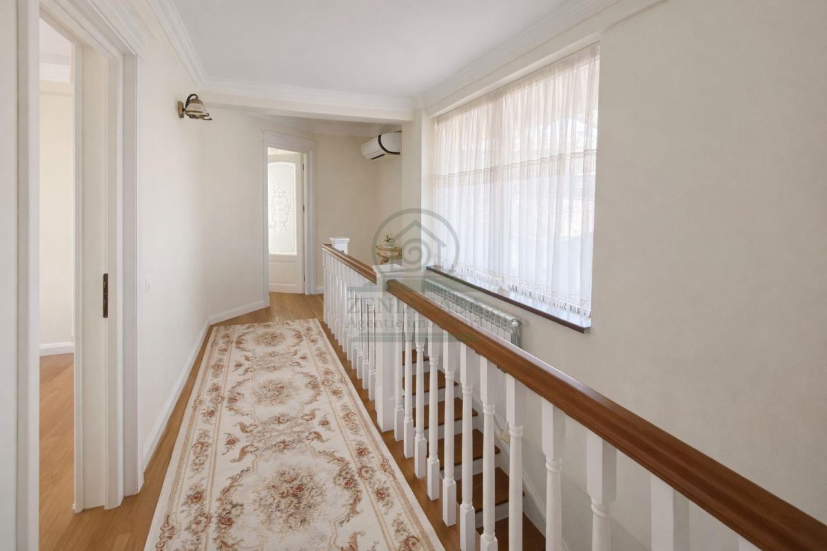 Apartament Centru Iasi pe doua nivele 120 mp + gradina 70 mp - foto 11