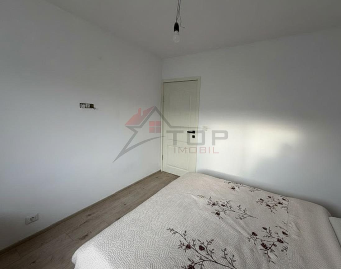 Etaj 3, renovat, 2 camere zona Mircea cel Batran - foto 9