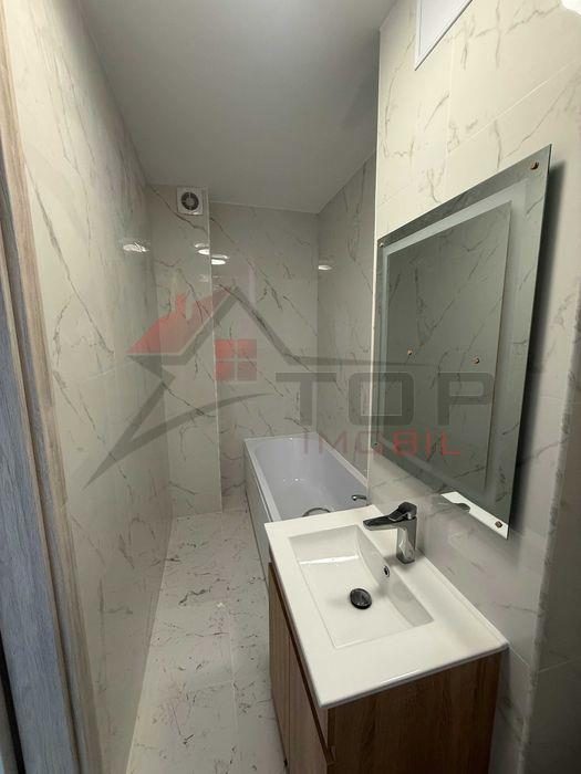 Dacia - la bulevard 2 camere decomandat, etaj intermediar, liber - foto 5