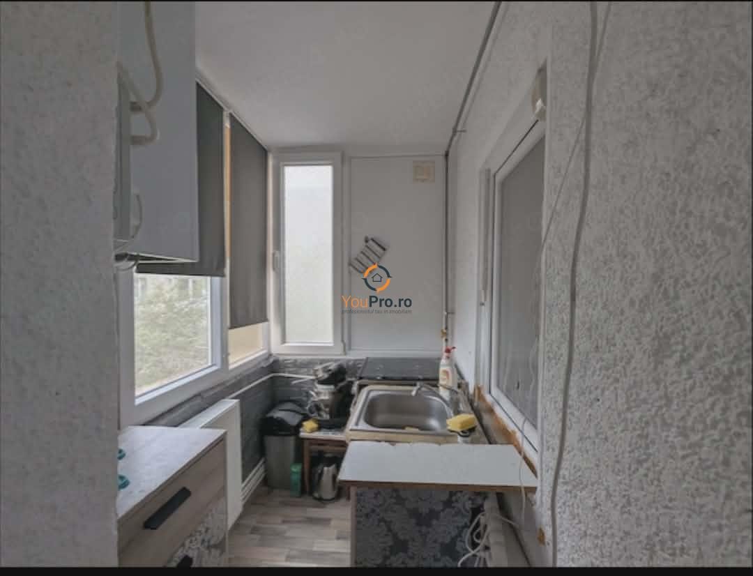 Decomandat 2 camere etaj 2 Zona Lipovei - foto 11