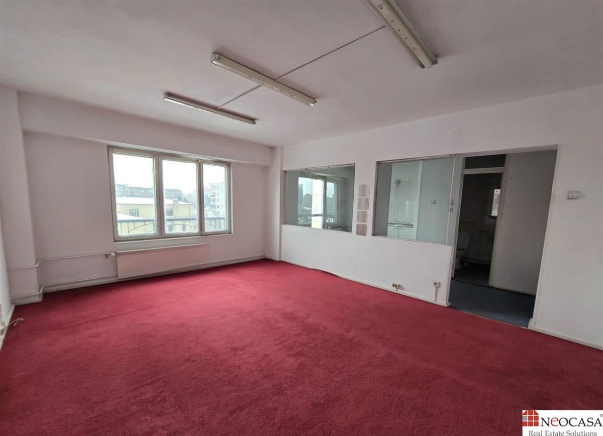 Garsoniera LUMINOASA â€“ Piata Alba Iulia-Burebista -39.40 mp - foto 2