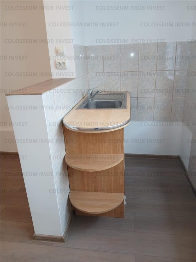 Garsoniera semidecomandata - zona Bartolomeu - foto 6