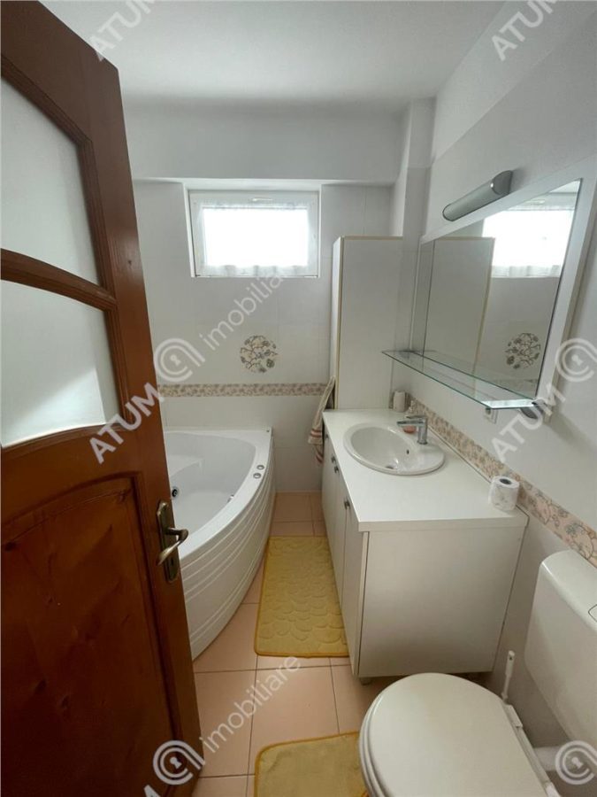 Apartament cu 3 camere decomandate balcon loc parcare Turnisor Sibiu - foto 8