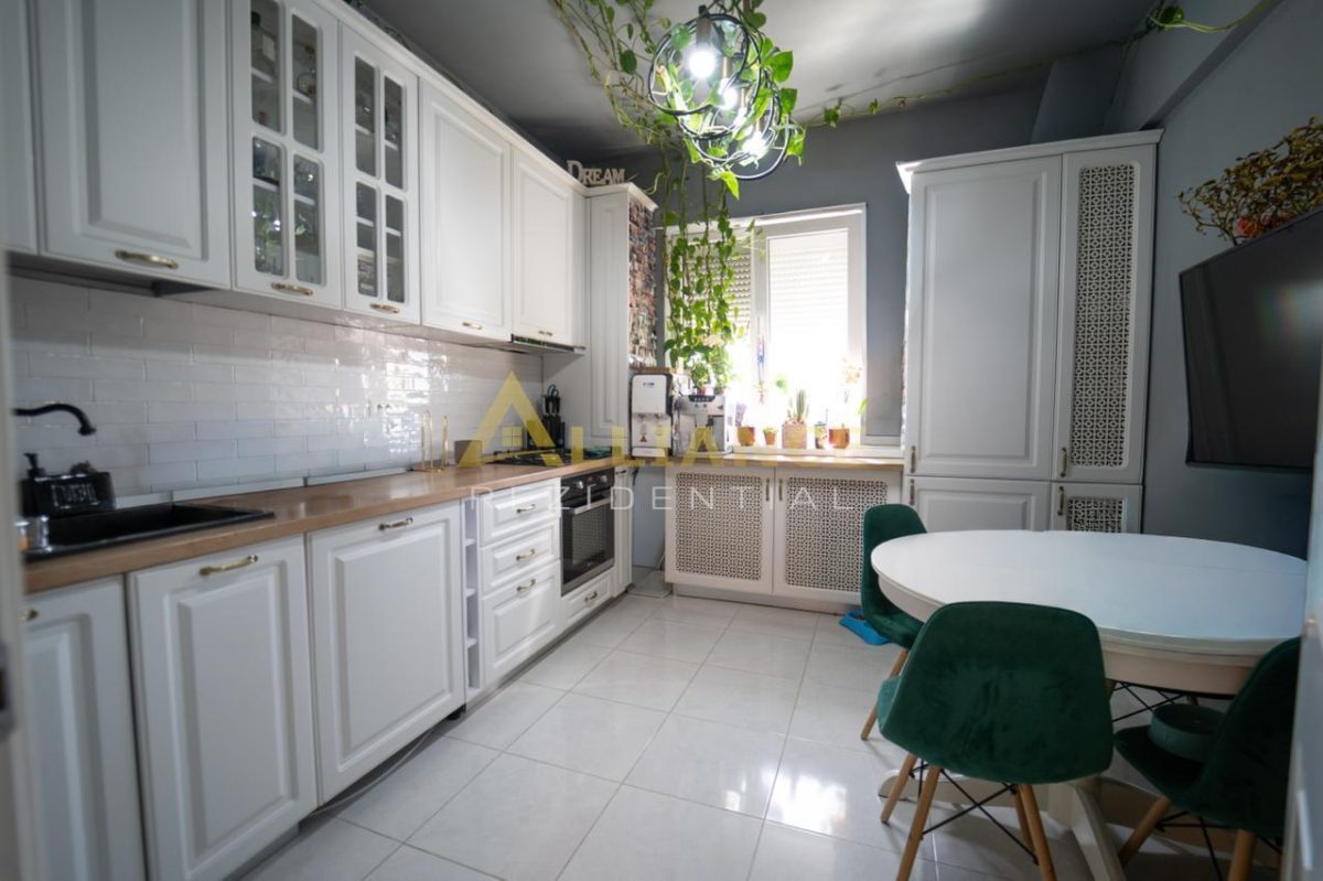 Apartament 2 camere decomandat â€“ 5 min Metrou Berceni â€“ Mobilat si utilat - foto 3