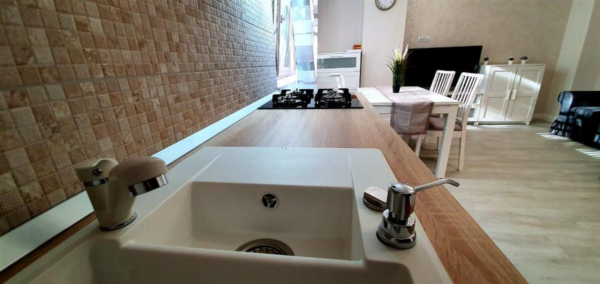 Apartament 2 camere, parcare inclusă â€“  Zona Tătărași- Cris Estate - foto 12