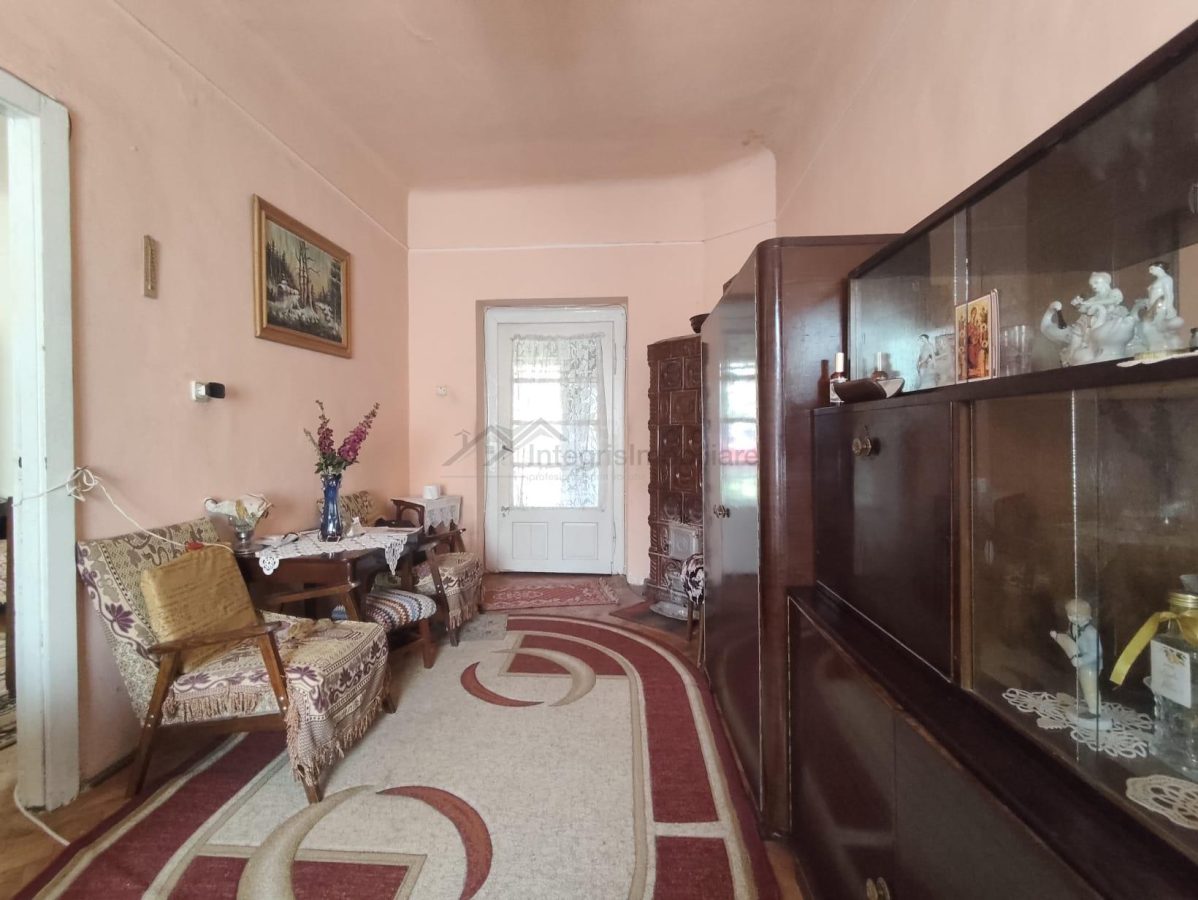 Casa 2 camere, zona centrala, strada Nicolae Jiga - foto 2