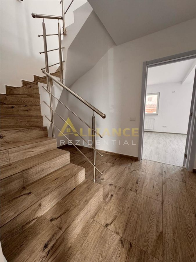 - Casa gata de mutare - 4 camere 3 bai + Pod - foto 18