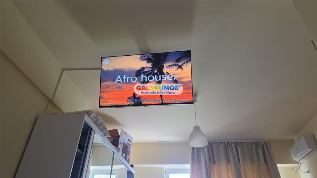 Calea Vacaresti ,Garsoniera inchiriere etajul 2 centrala,parcare subte - 